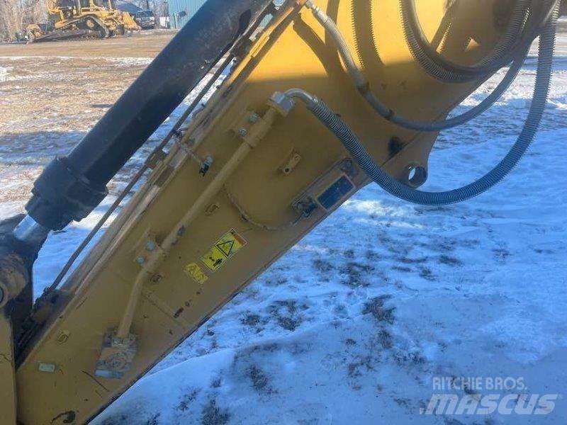 CAT 323FL Telakaivukoneet