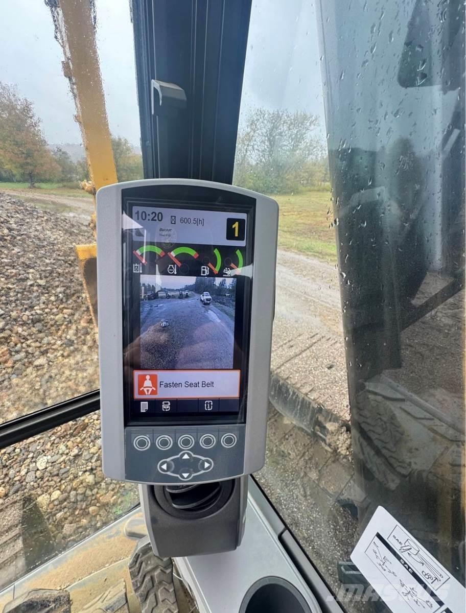 CAT 323FL Telakaivukoneet