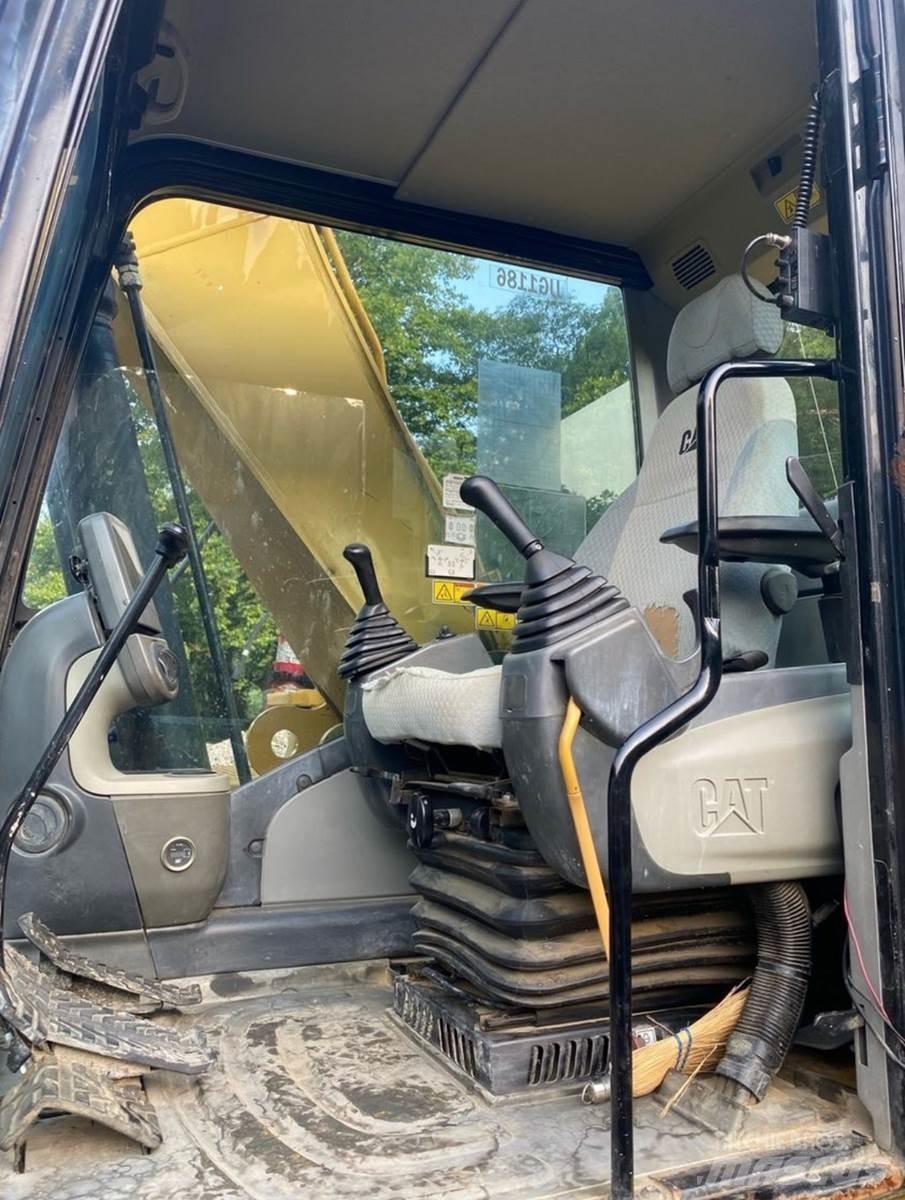 CAT 324DL Pitkävartiset kaivinkoneet