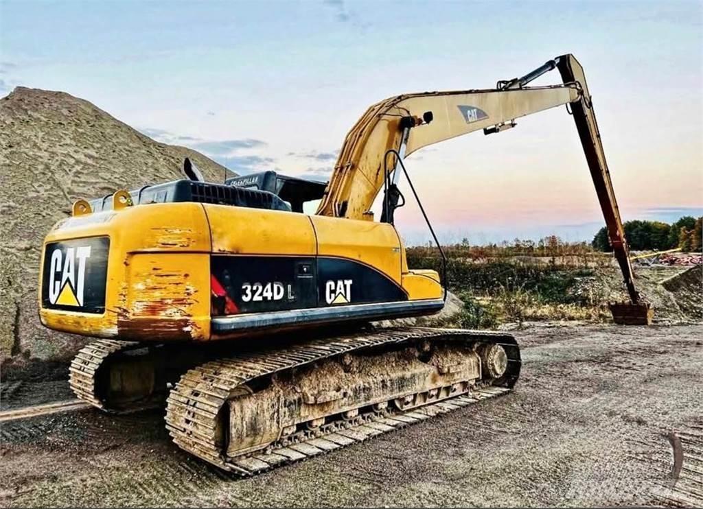 CAT 324DL Telakaivukoneet