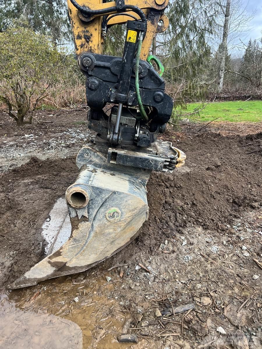 CAT 325 Telakaivukoneet