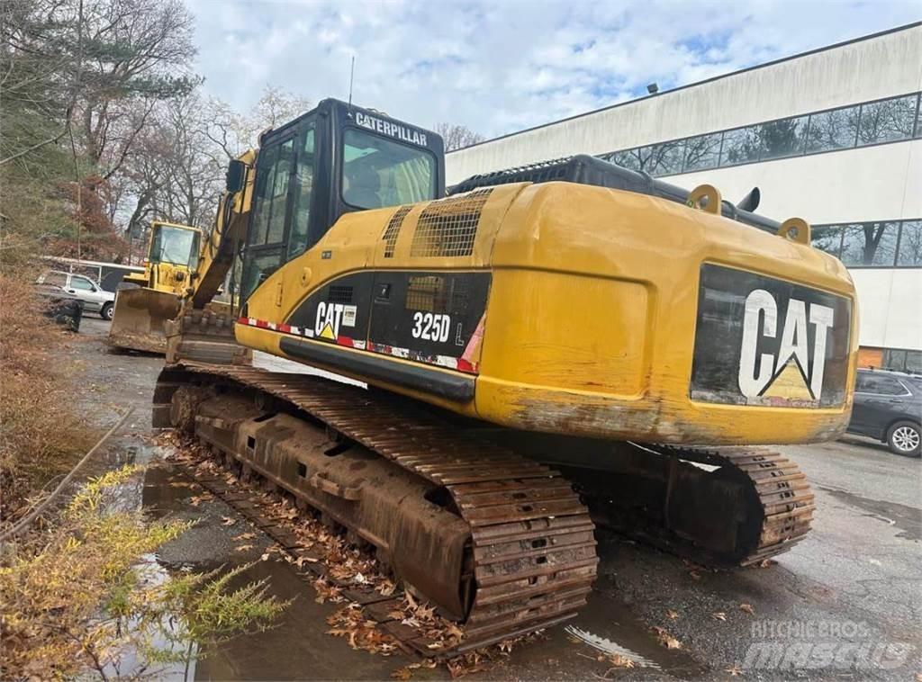 CAT 325DL Telakaivukoneet