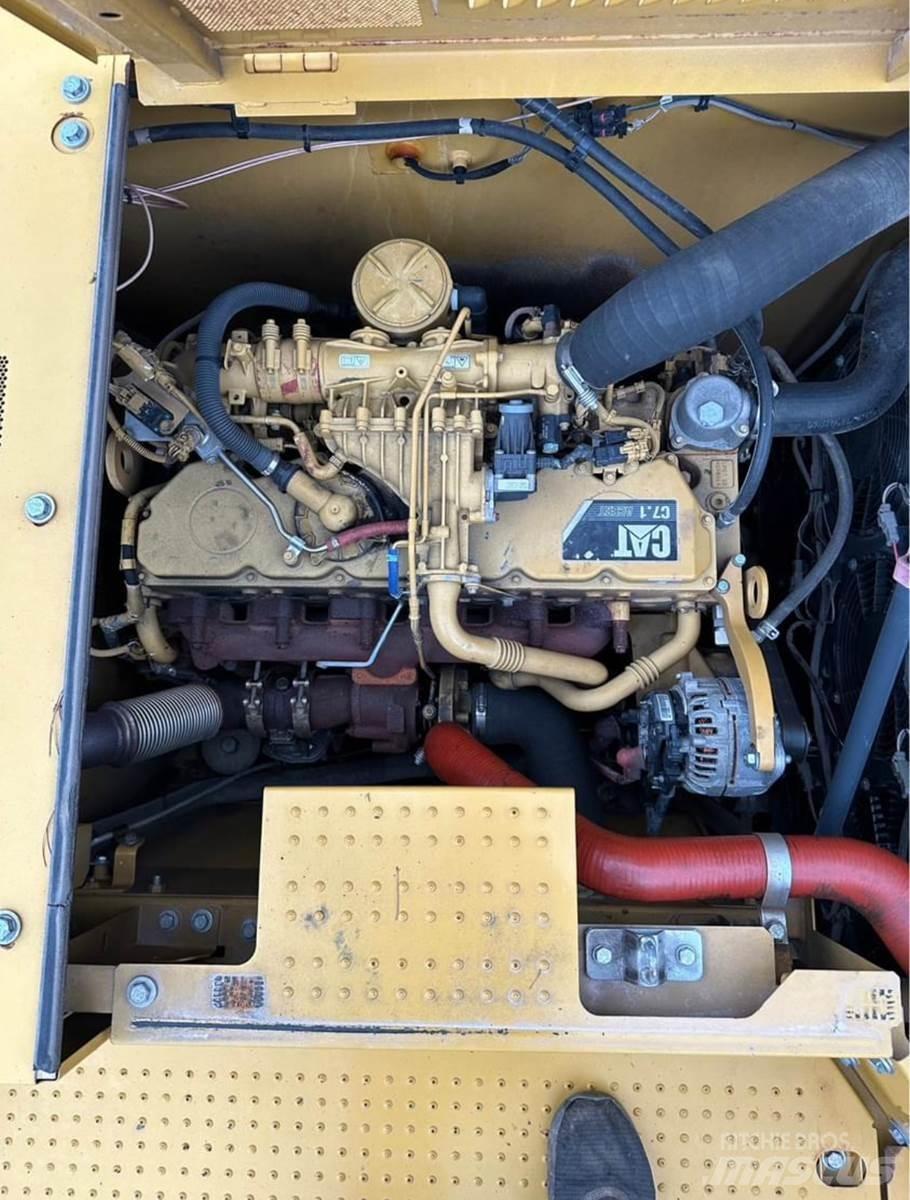CAT 330GC Telakaivukoneet
