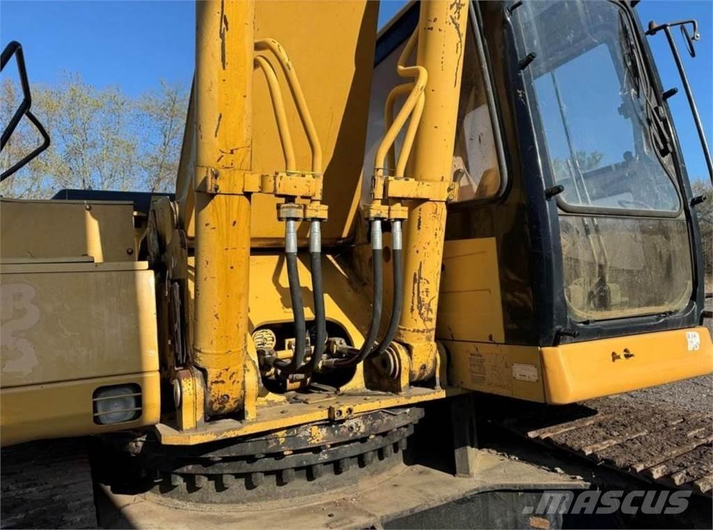 CAT 330L Telakaivukoneet