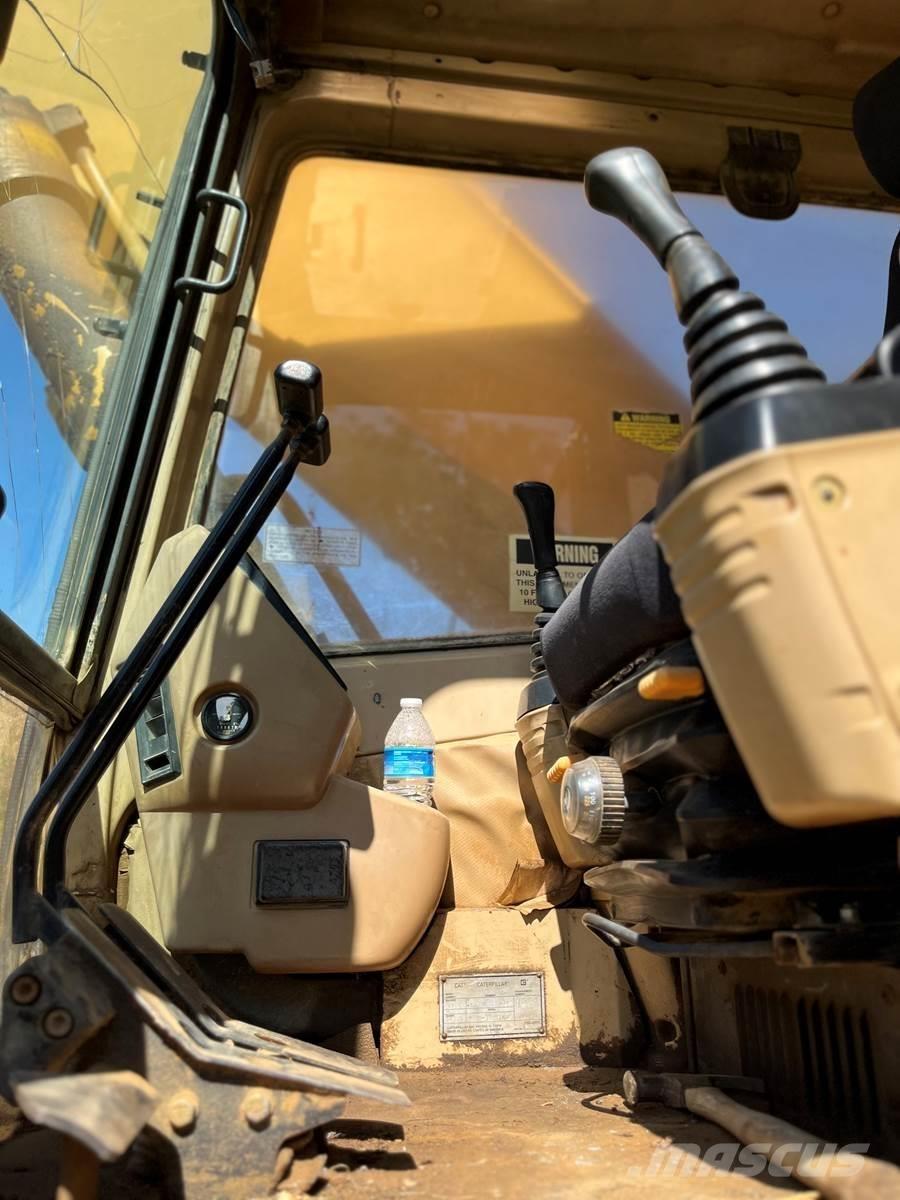CAT 330L Telakaivukoneet
