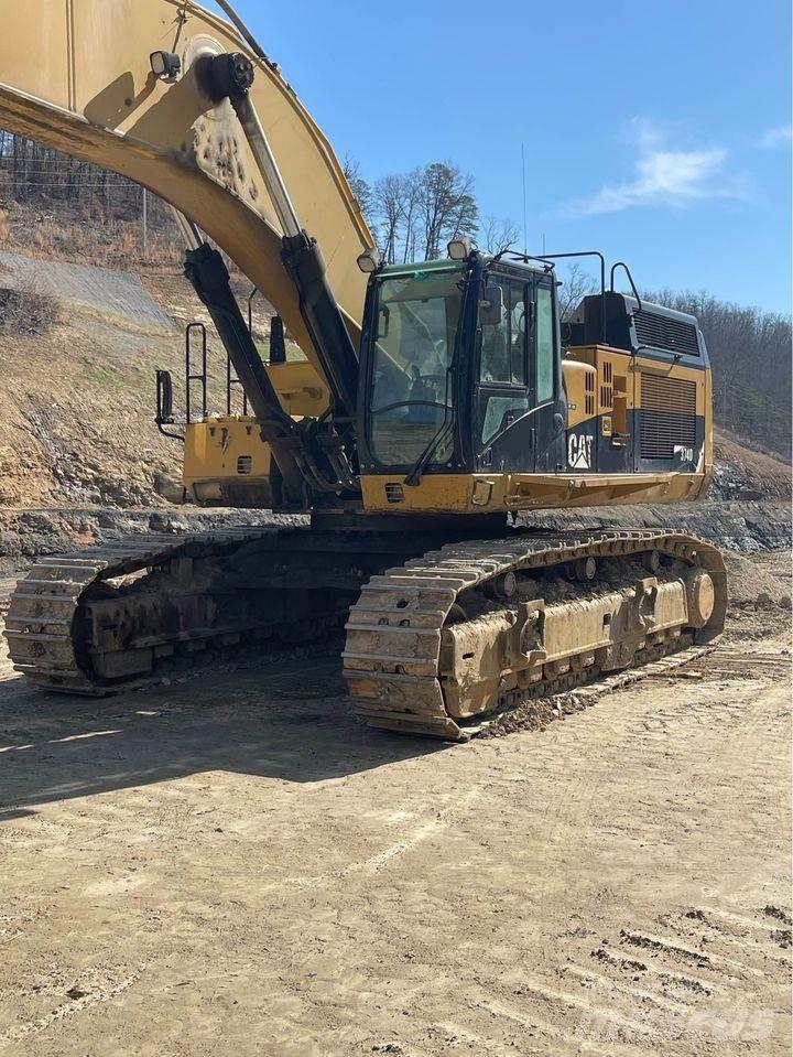 CAT 374DL Telakaivukoneet