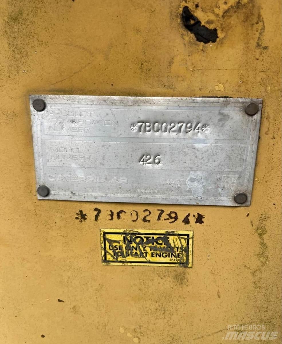CAT 426 Kaivurikuormaajat