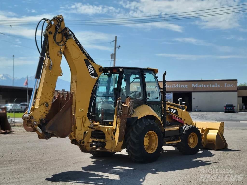 CAT 450F Telakaivukoneet