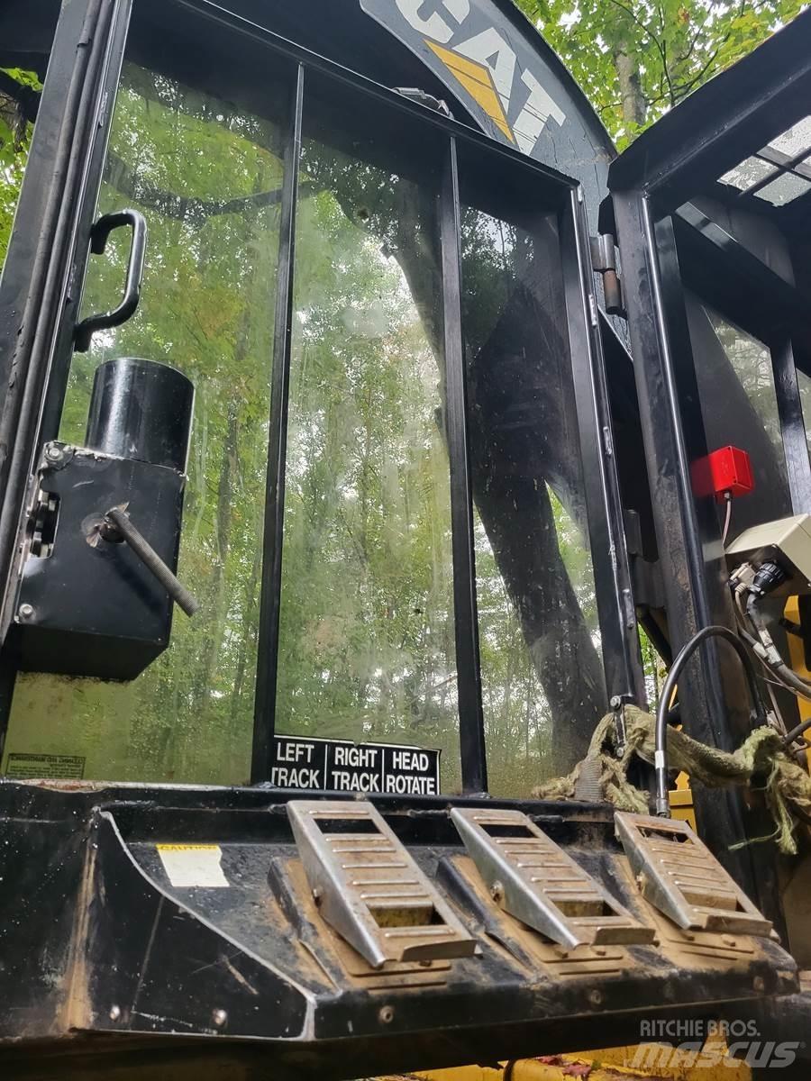 CAT 501HD Juontokourat ja kuormaimet