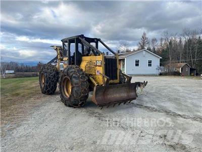 CAT 518C Juontokoneet