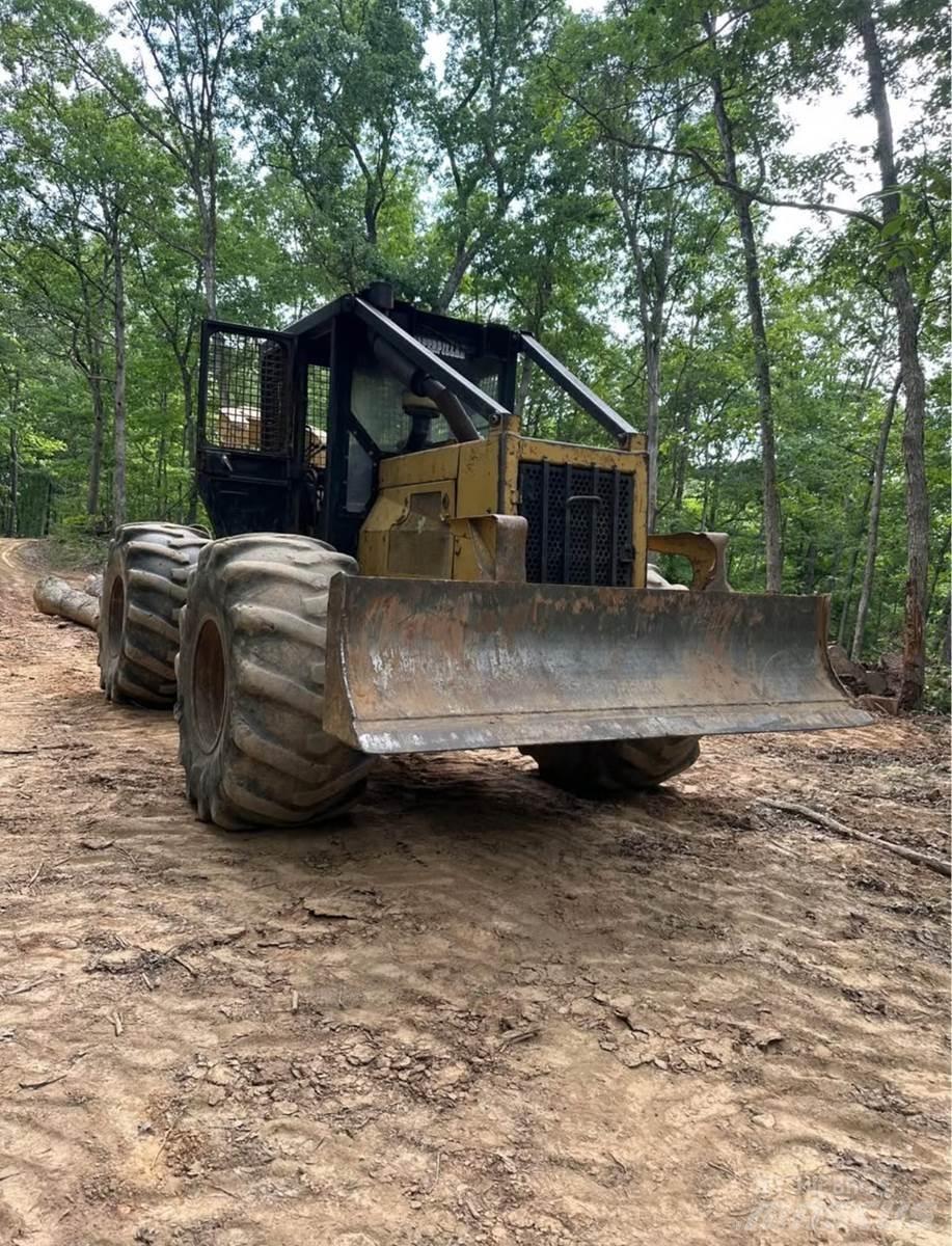 CAT 518C Juontokoneet