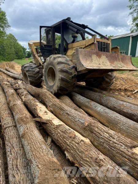 CAT 518C Juontokoneet