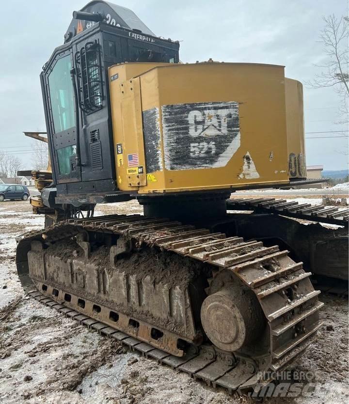 CAT 521 Kaatokasauskoneet