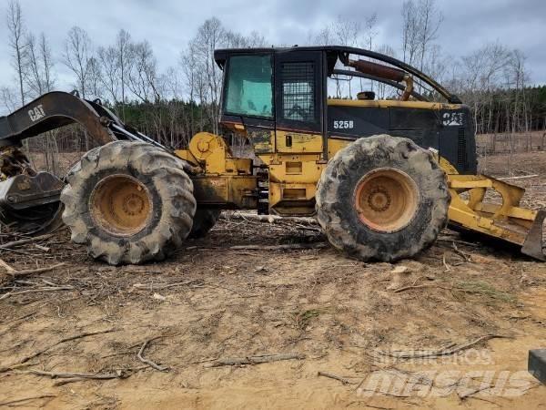 CAT 525B Juontokoneet