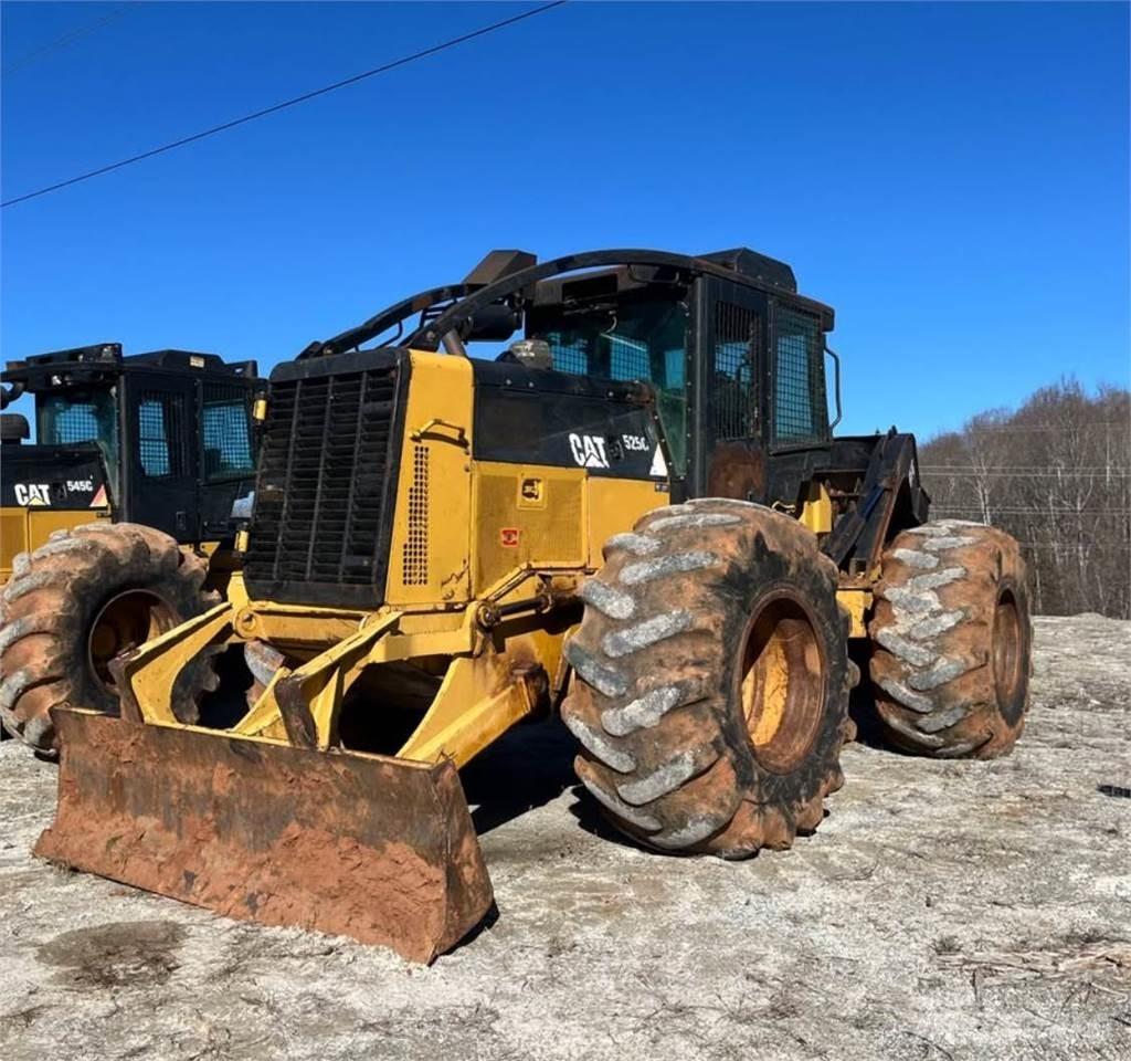 CAT 525C Juontokoneet