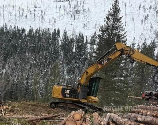 CAT 538 Juontokourat ja kuormaimet