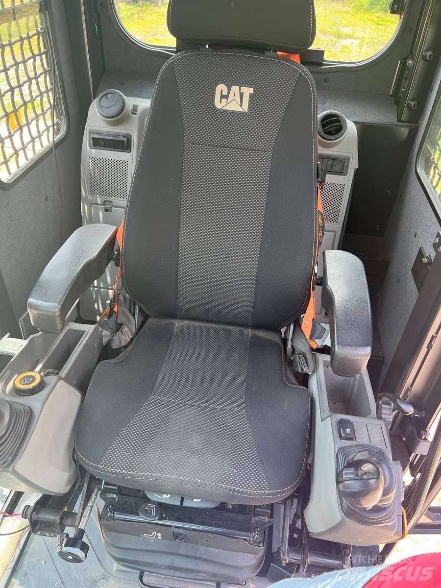 CAT 538 LL Nivelpuomikuormaajat
