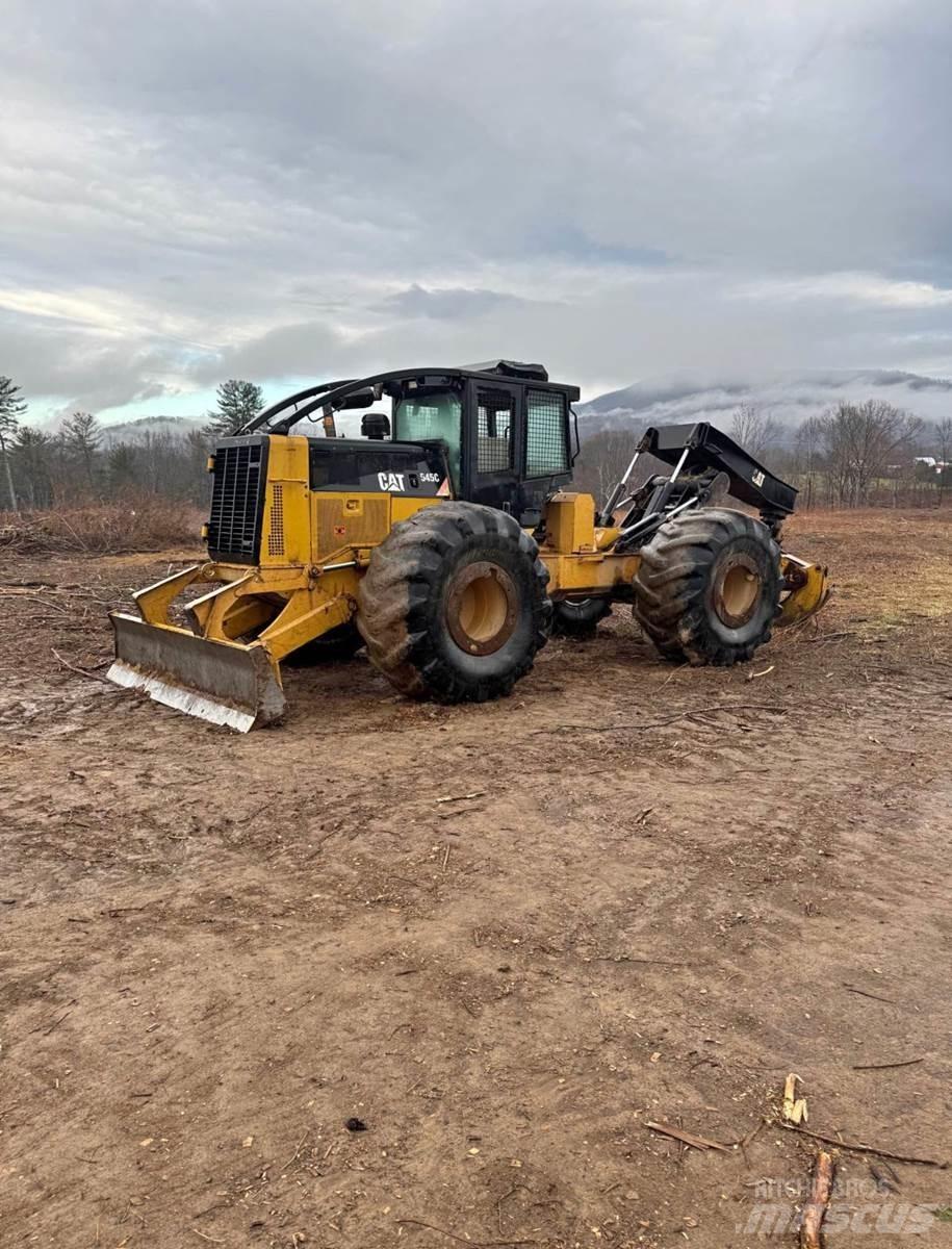 CAT 545C Pyöräkuormaajat