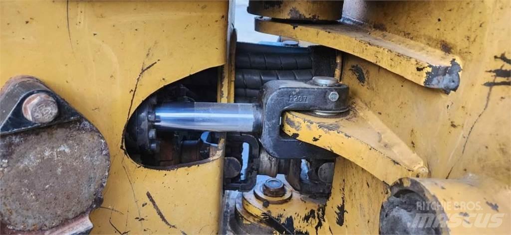 CAT 553C Kaatokasauskoneet