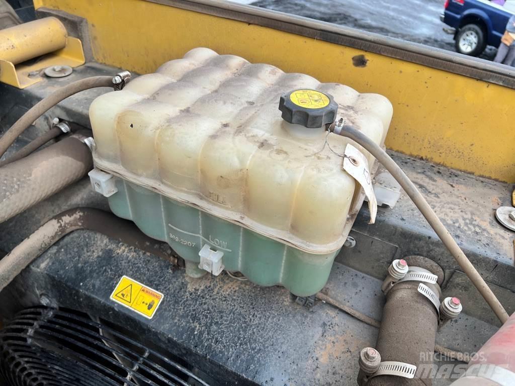 CAT 558LL Nivelpuomikuormaajat