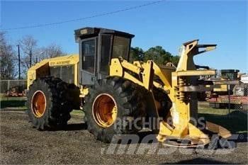 CAT 573 Kaatokasauskoneet