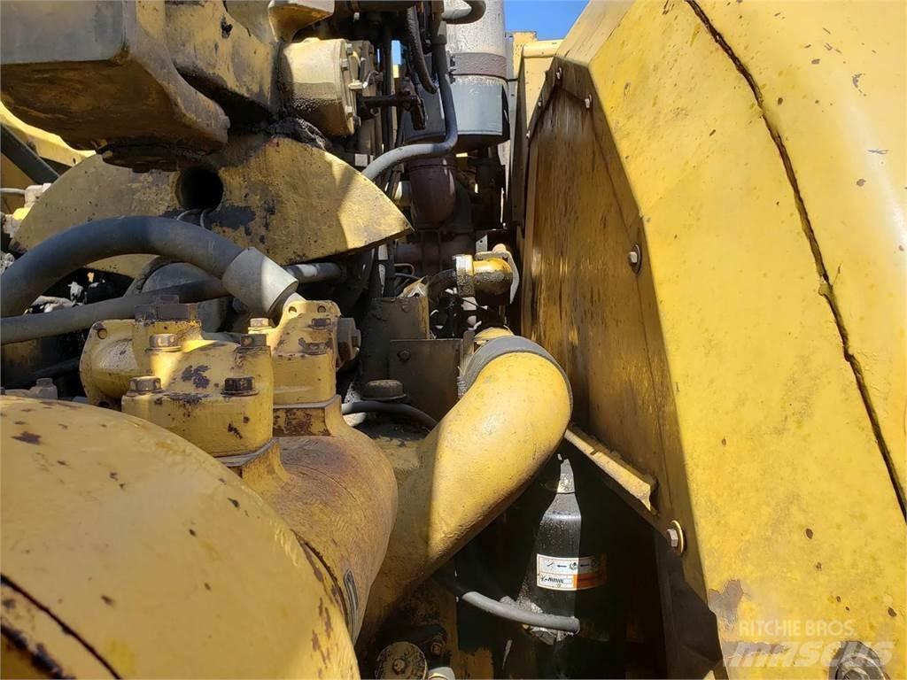 CAT 631D Kaavinvaunut