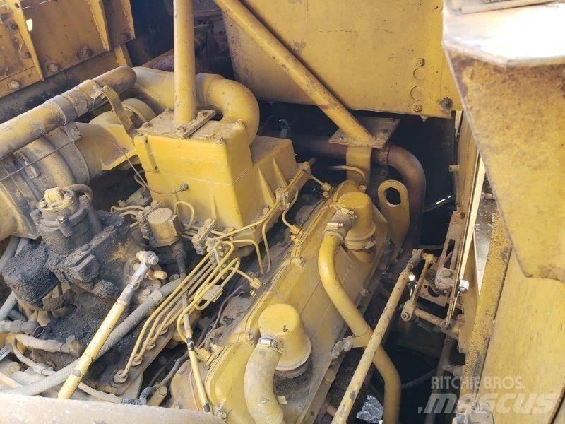 CAT 631D Kaavinvaunut