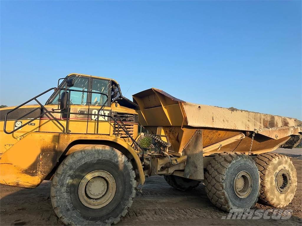 CAT 740 Dumpperit