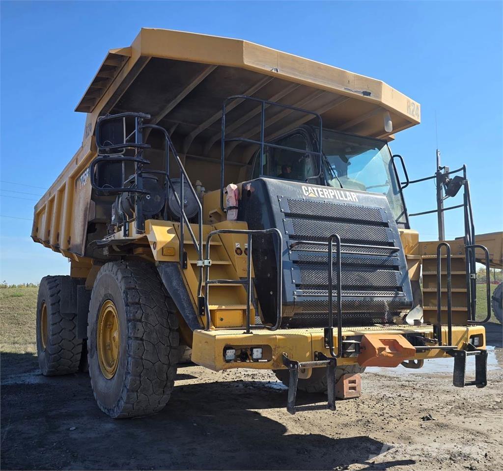 CAT 775F Dumpperit
