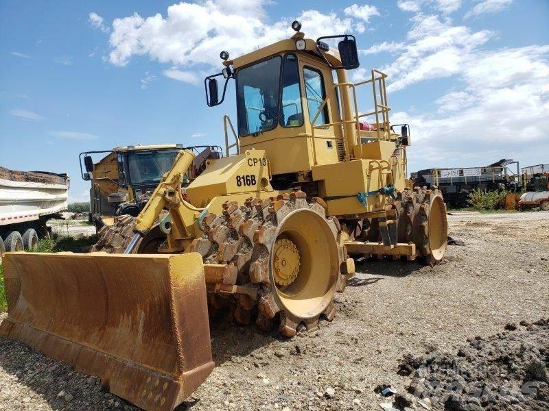CAT 816B Kaatopaikkajyrät