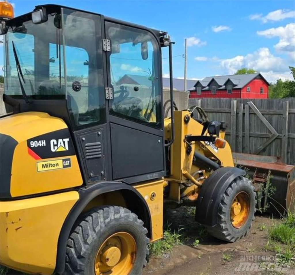 CAT 904H Pyöräkuormaajat