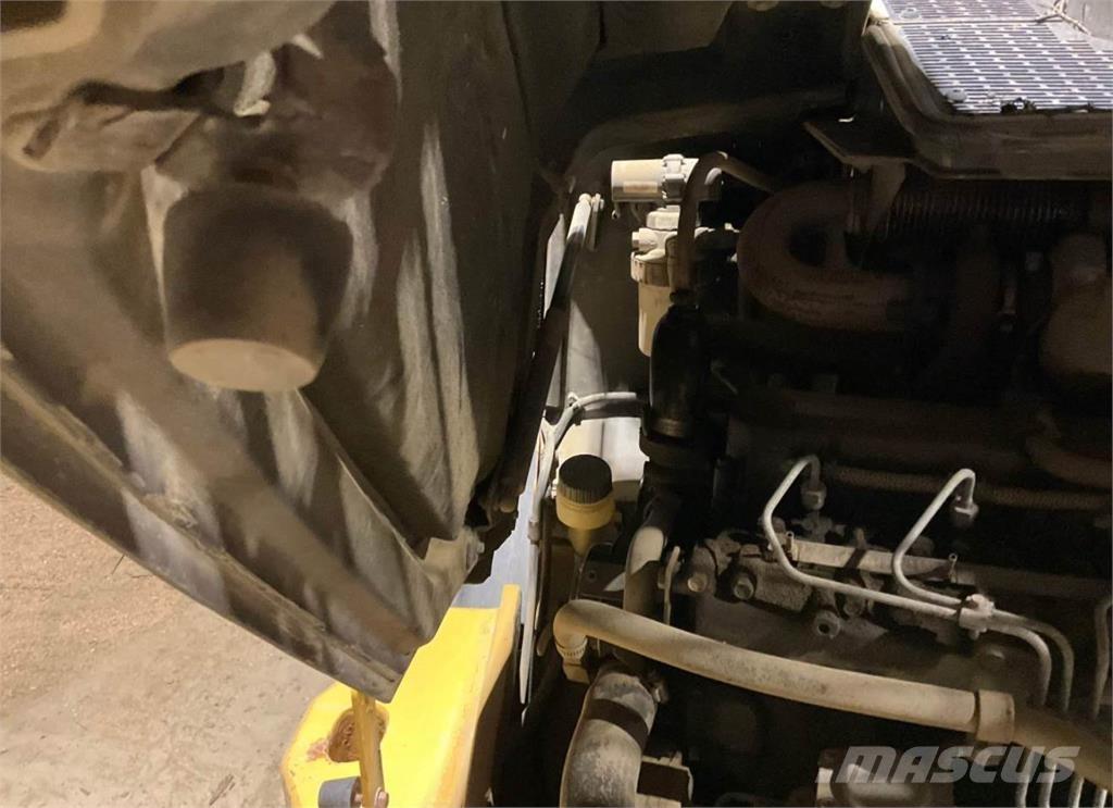 CAT 906H Pyöräkuormaajat