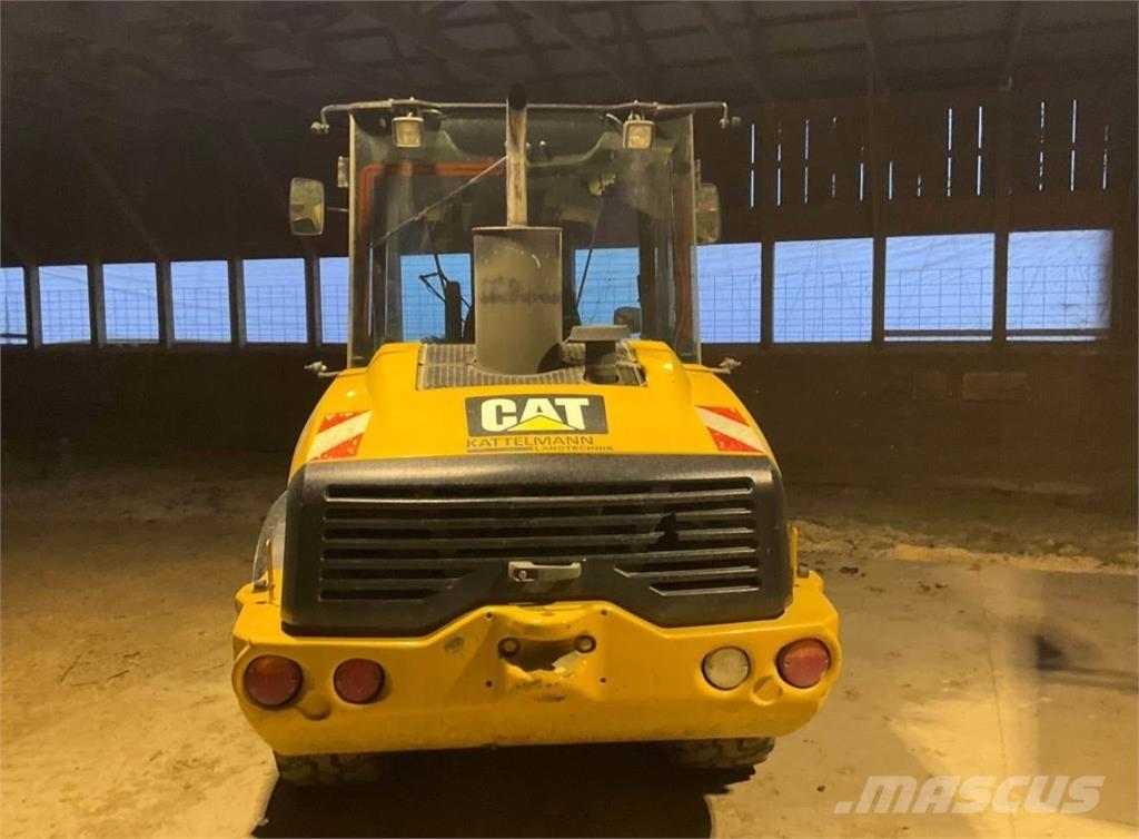 CAT 906H Pyöräkuormaajat