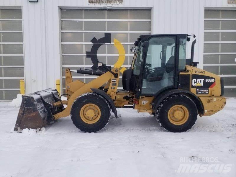 CAT 906M Pyöräkuormaajat