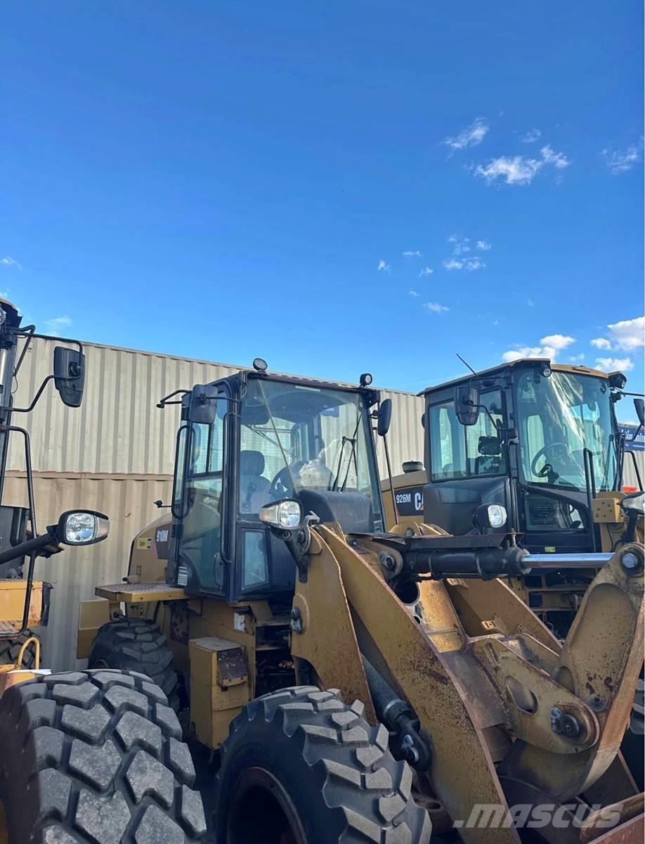 CAT 910M Pyöräkuormaajat