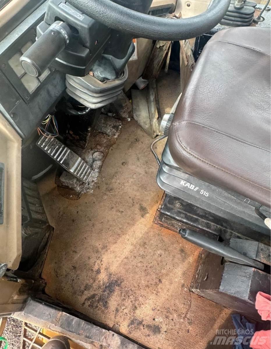 CAT 924F Pyöräkuormaajat