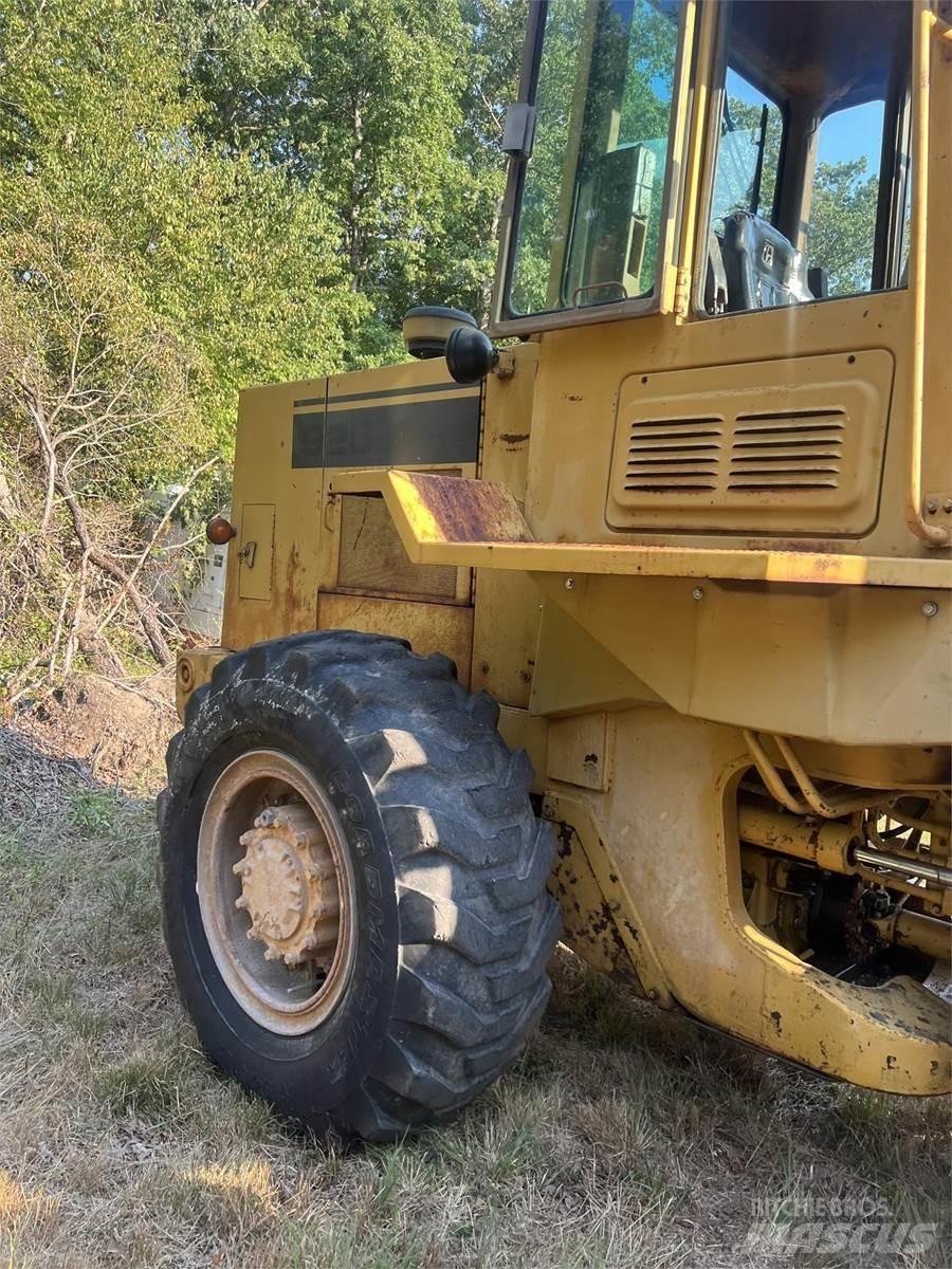 CAT 926 Pyöräkuormaajat