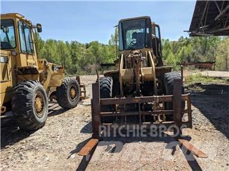 CAT 926E Pyöräkuormaajat