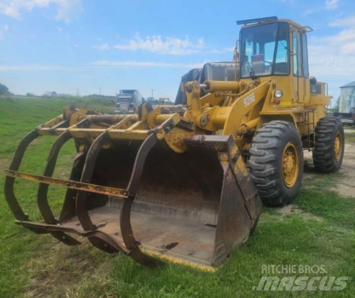 CAT 926E Pyöräkuormaajat