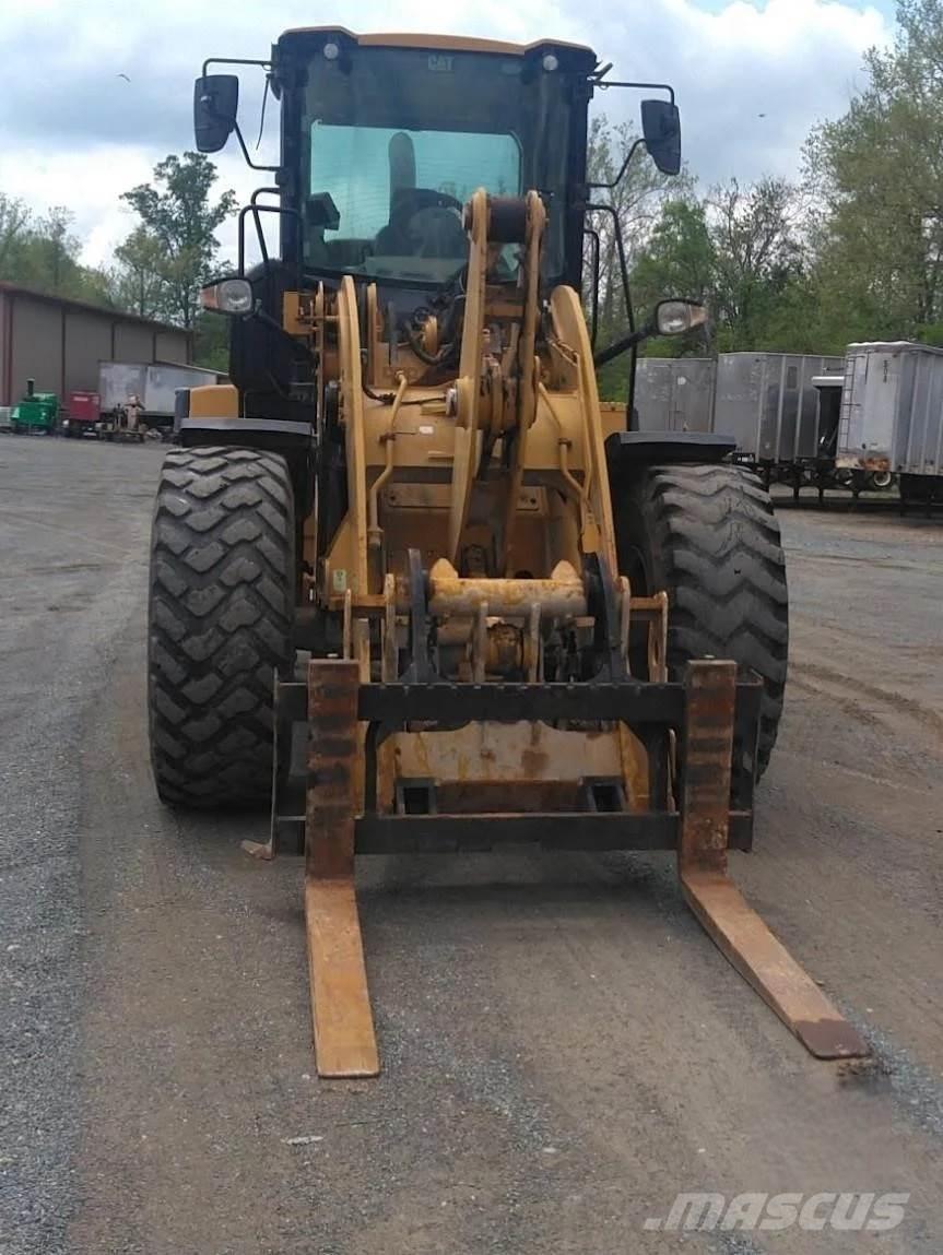 CAT 926M Pyöräkuormaajat
