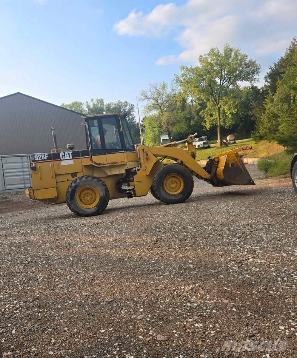 CAT 928F Pyöräkuormaajat