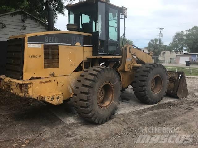 CAT 928G Pyöräkuormaajat