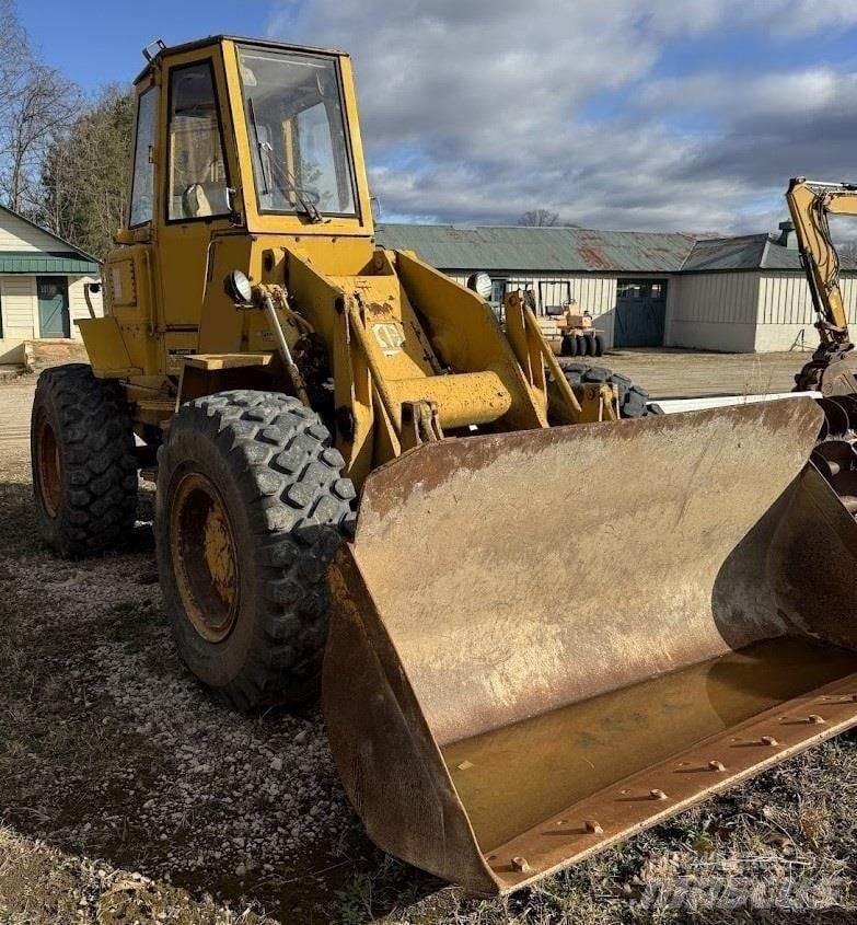 CAT 930 Pyöräkuormaajat
