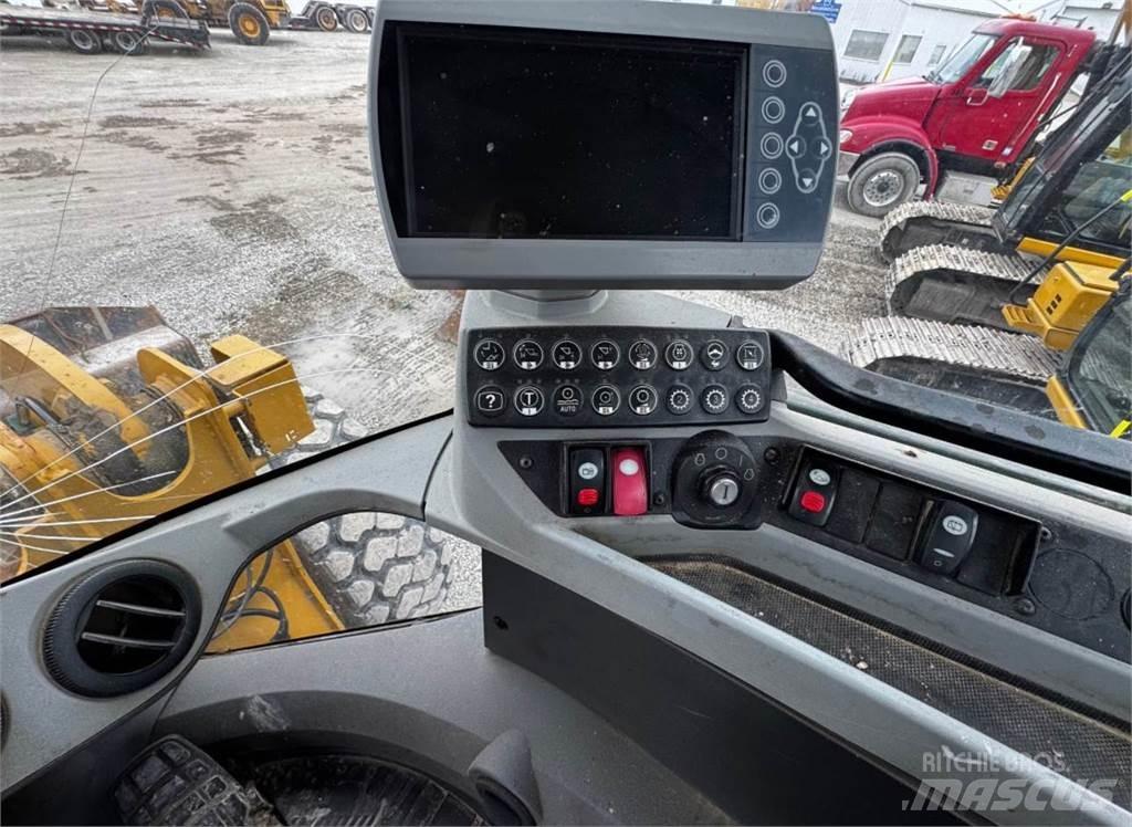 CAT 930K Pyöräkuormaajat