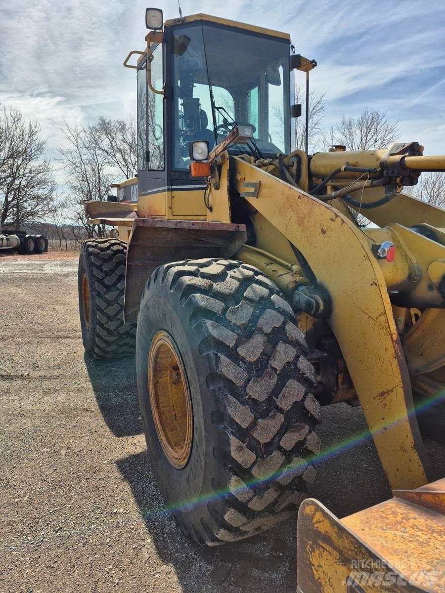 CAT 938F Pyöräkuormaajat