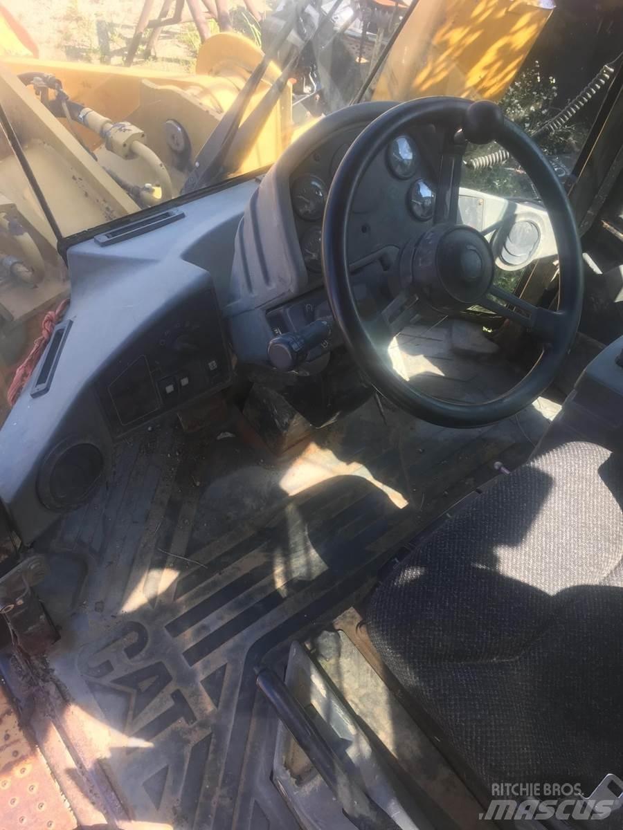 CAT 938G Pyöräkuormaajat