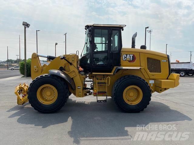 CAT 938M Pyöräkuormaajat