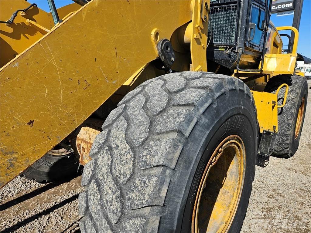 CAT 938M Pyöräkuormaajat