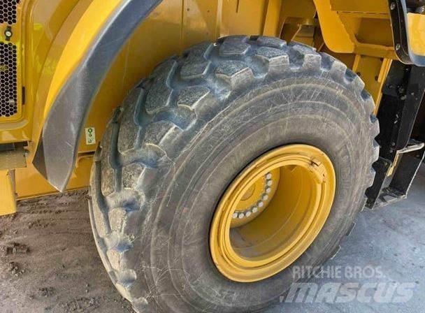 CAT 950M Pyöräkuormaajat