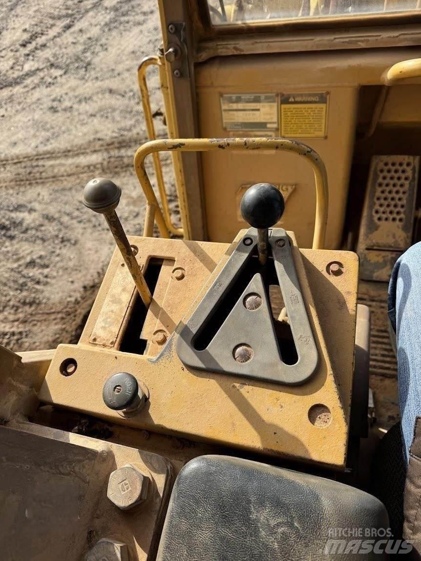 CAT 963 Telakuormaajat
